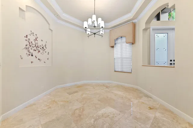  Residence photo 9