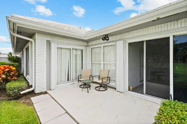 Monarch Country Club Residence photo 31