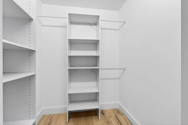 Unit 406 photo 20