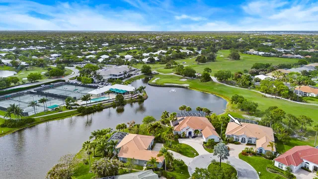 Monarch Country Club Residence photo 4