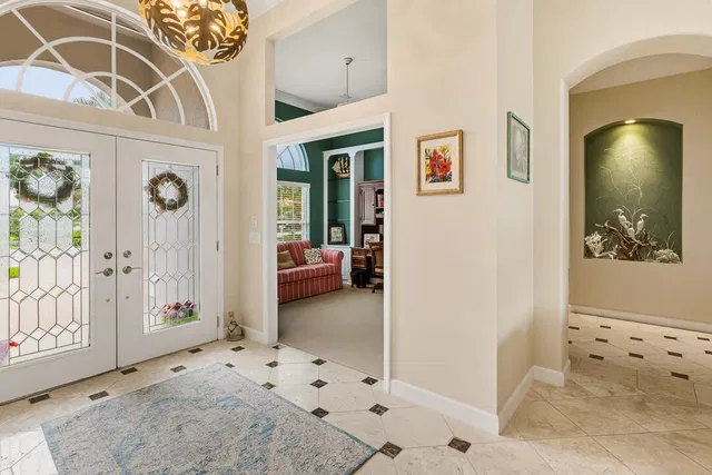Monarch Country Club Residence photo 8