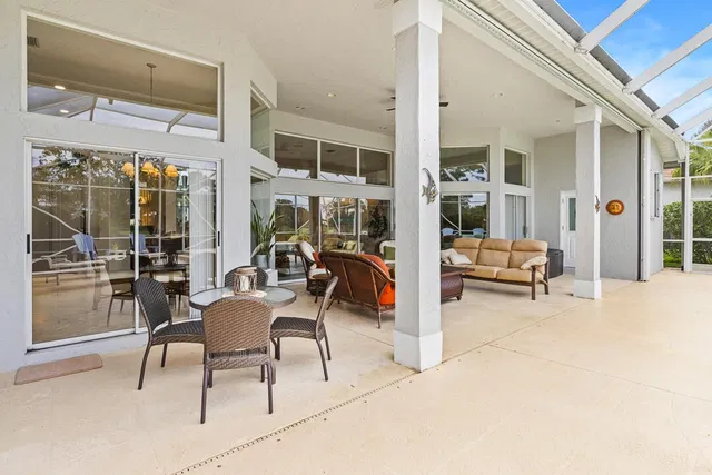 Monarch Country Club Residence photo 41