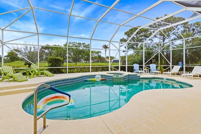 Monarch Country Club Residence photo 44