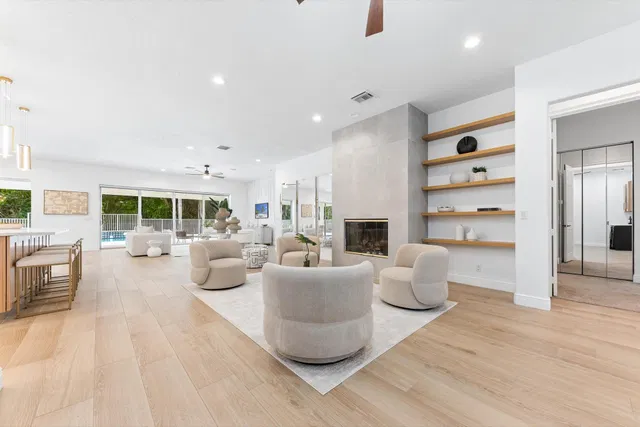  Residence photo 5
