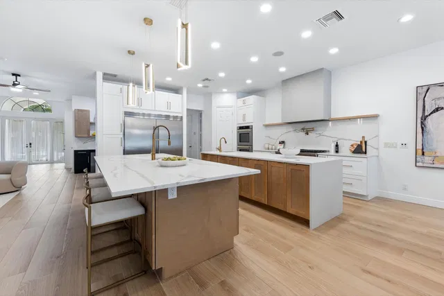  Residence photo 26