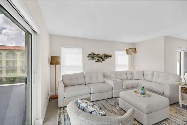 Boca Raton Unit 414 photo 3