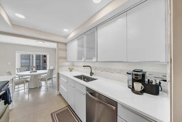 Boca Raton Unit 414 photo 8