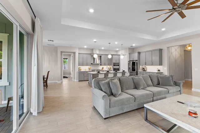 Residence photo 11