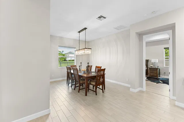 Residence photo 15