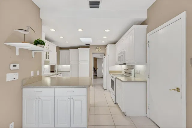 Mariner Sands Residence photo 13