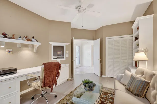 Mariner Sands Residence photo 29