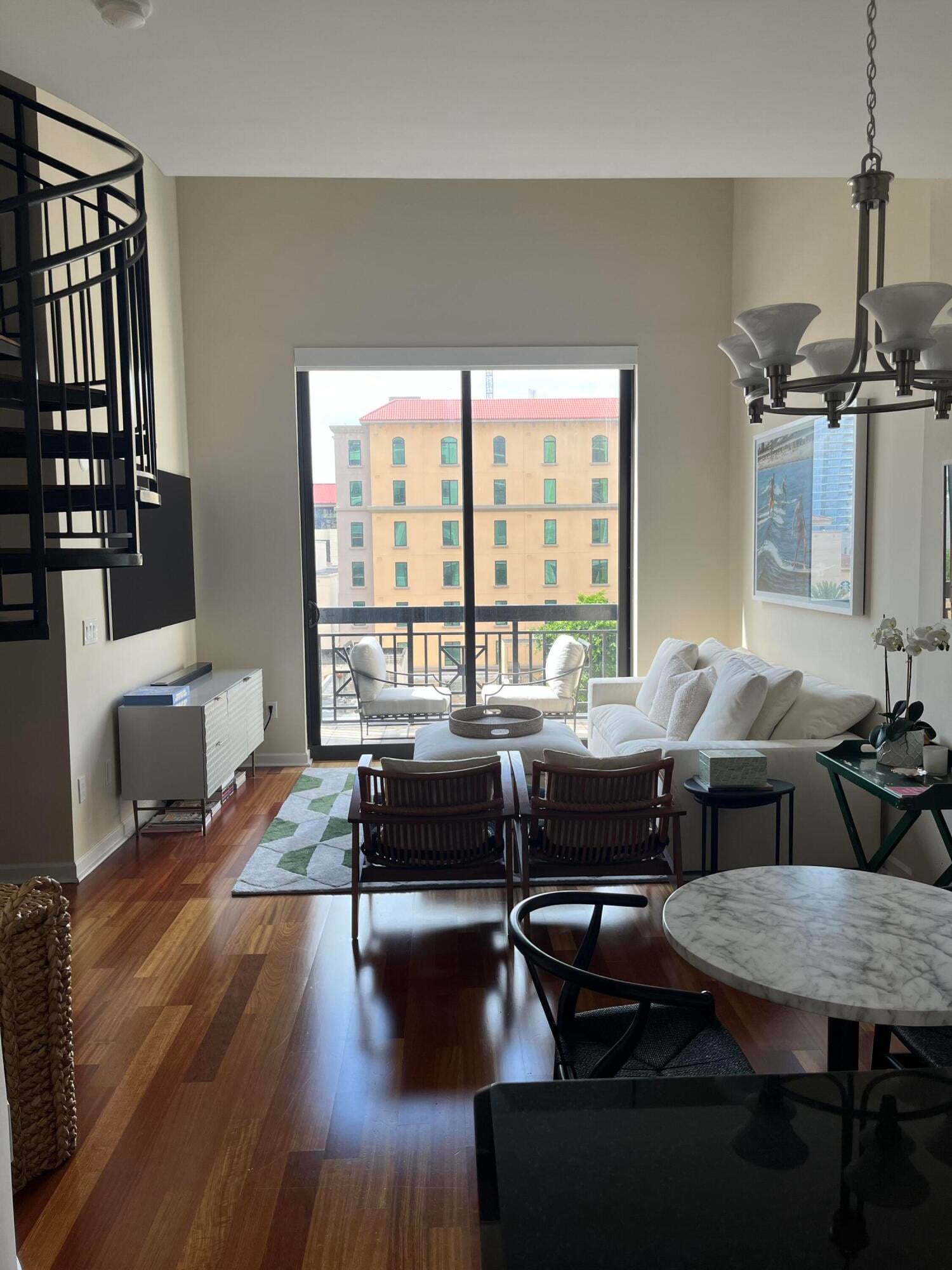 One City Plaza Unit 406 photo 4