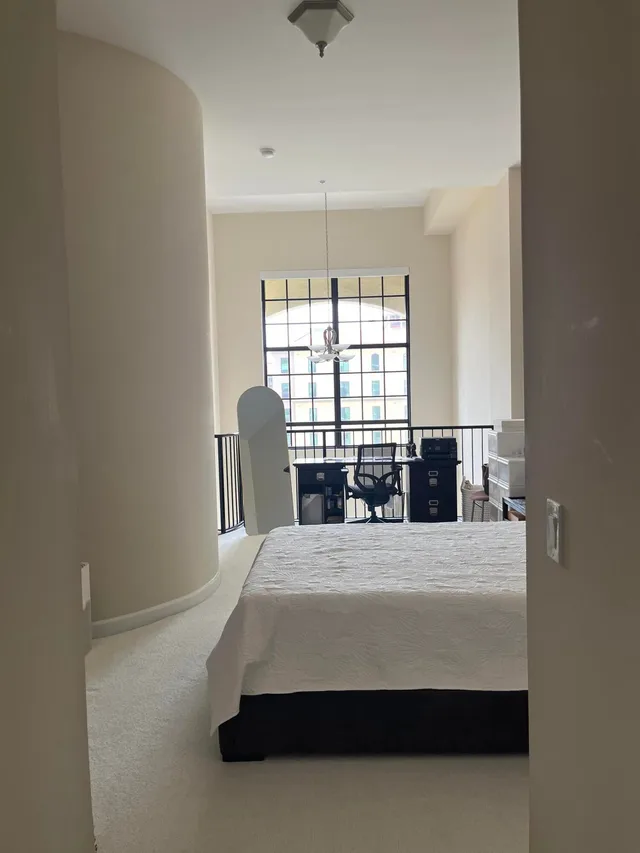 One City Plaza Unit 406 photo 5