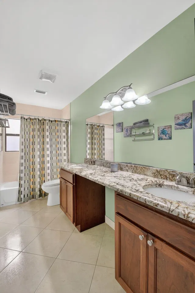 Residence photo 33