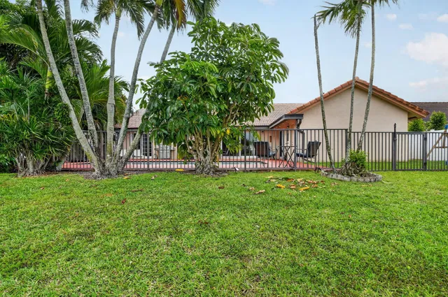 Residence photo 44