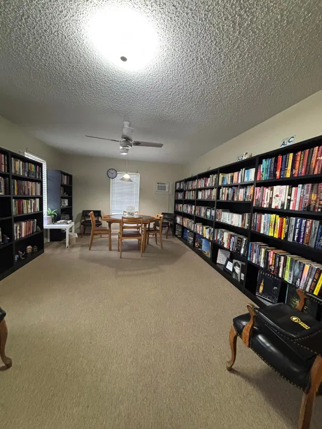  Unit 122 photo 11