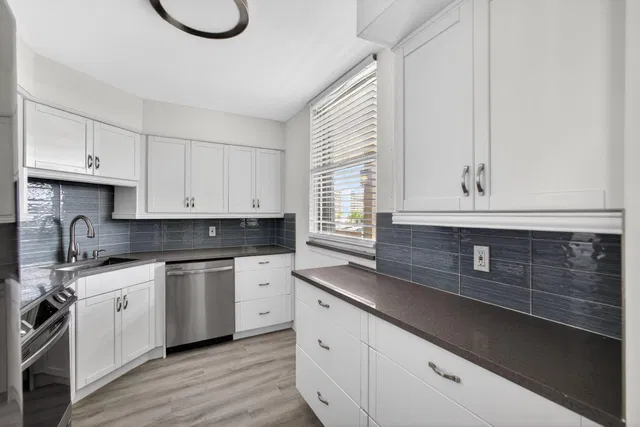 Unit 511 photo 6