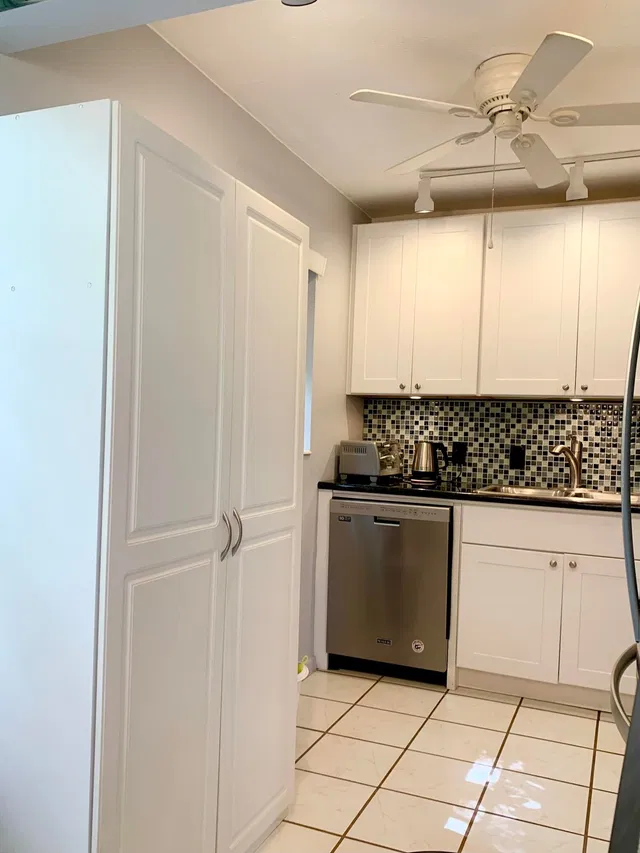 Residence photo 9
