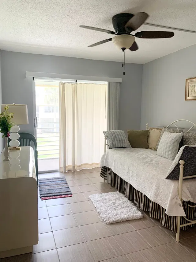 Residence photo 23