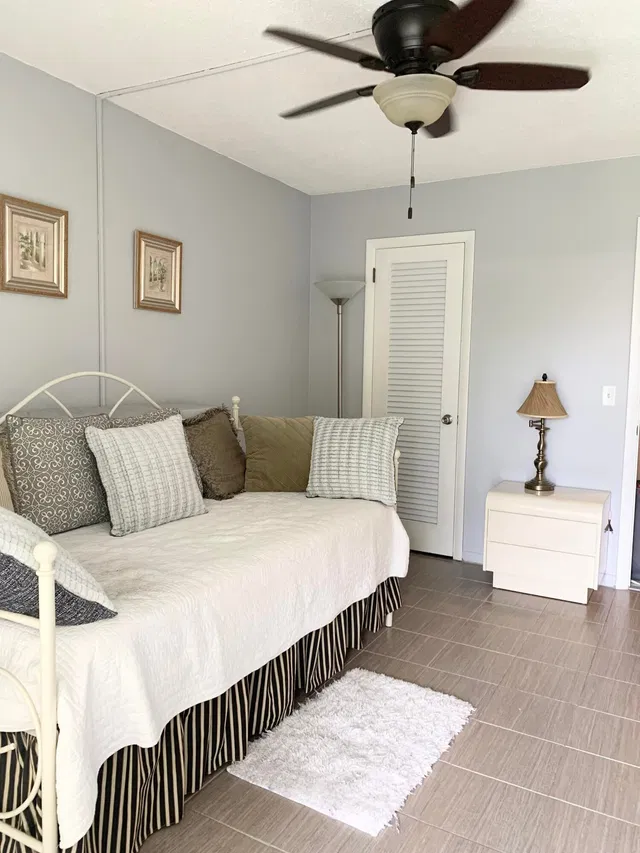 Residence photo 24