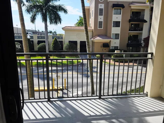 Residences at Midtown Palm Beach Gardens Unit 3221 photo 20