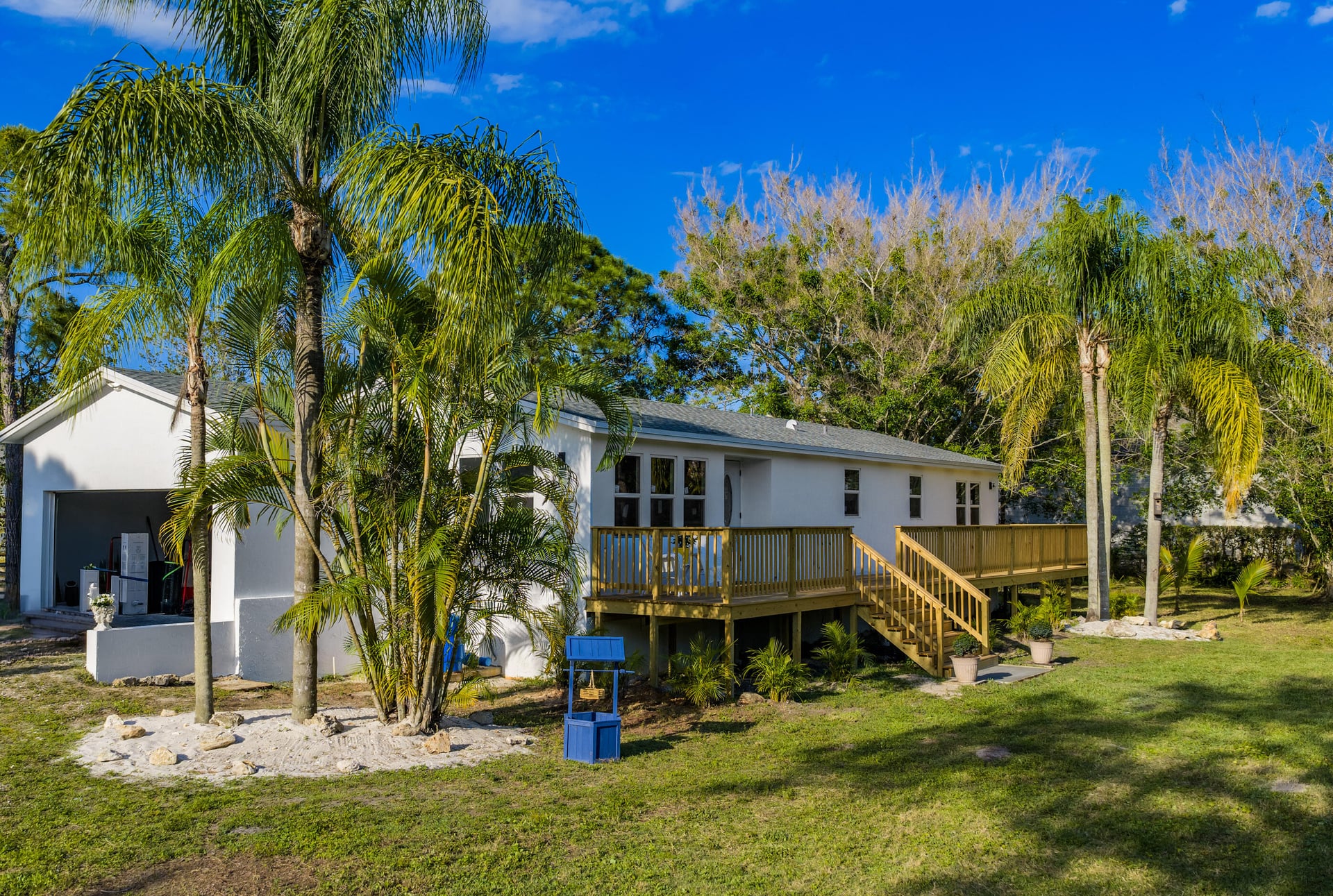 Residence photo 2