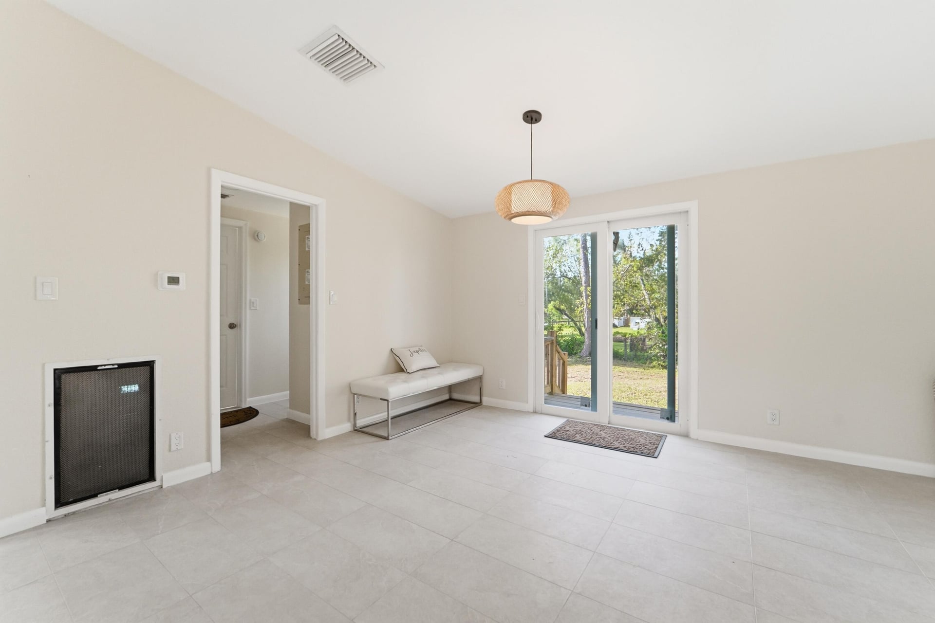 Residence photo 16