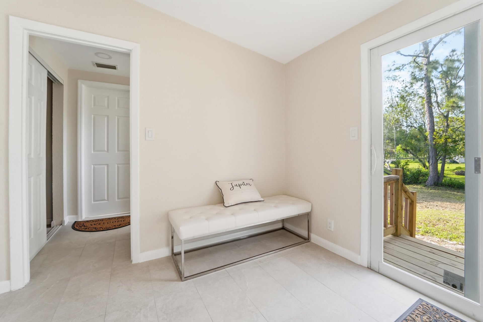 Residence photo 17