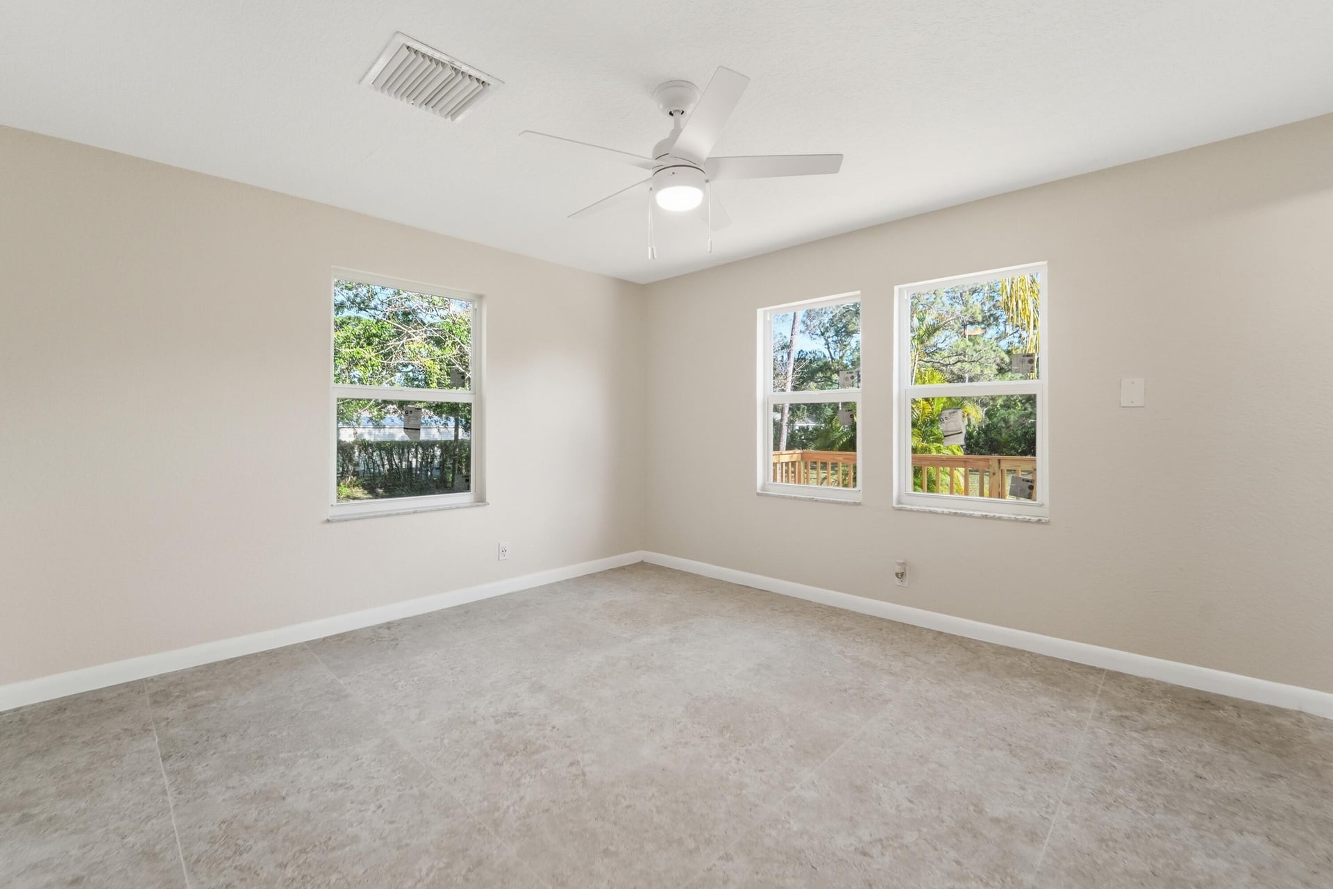 Residence photo 18