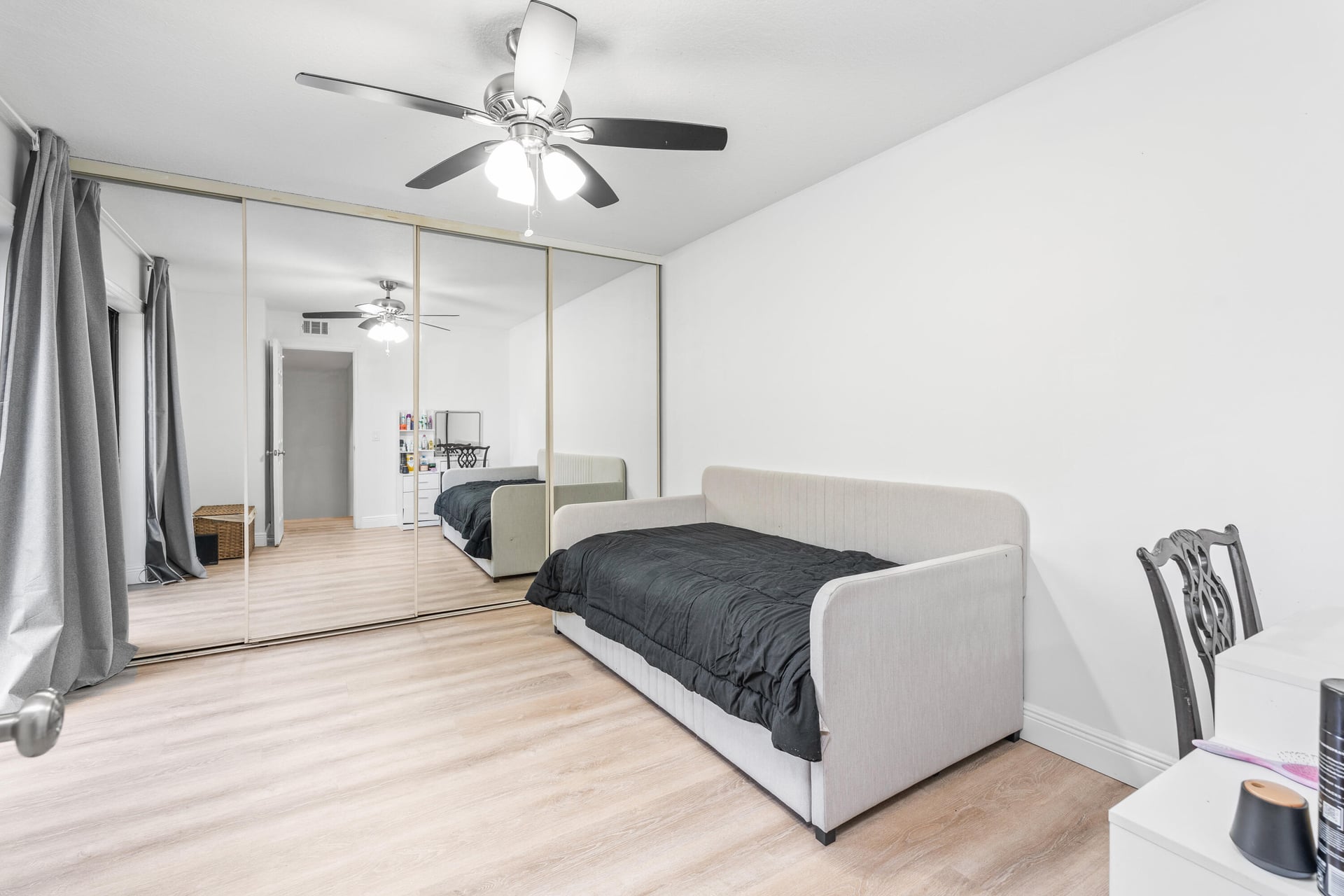 Residence photo 29