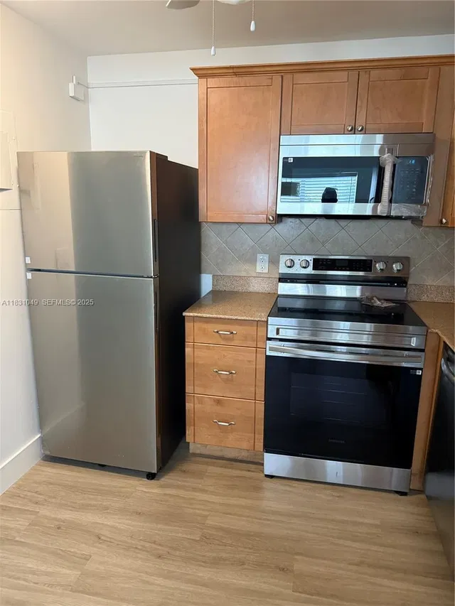 Residence photo 4