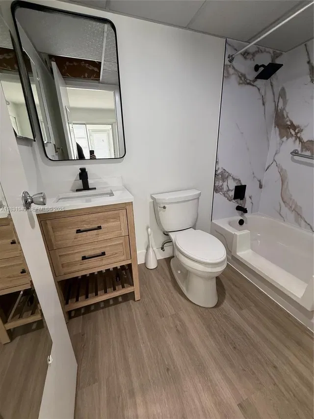 Residence photo 8