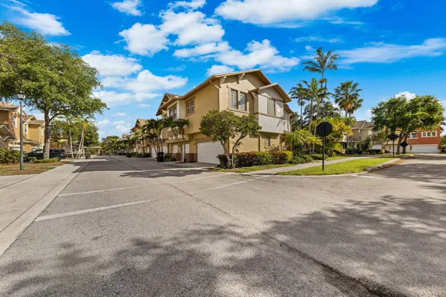 Cityside West Palm Beach Unit 1 photo 3