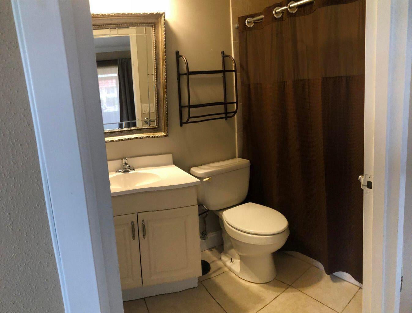 Residence photo 5