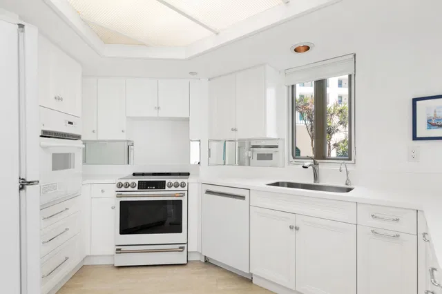 Boca Raton Unit 127 photo 11