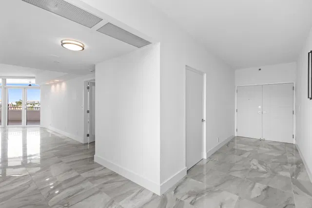 300 SE Fifth Boca Unit 5180 photo 19