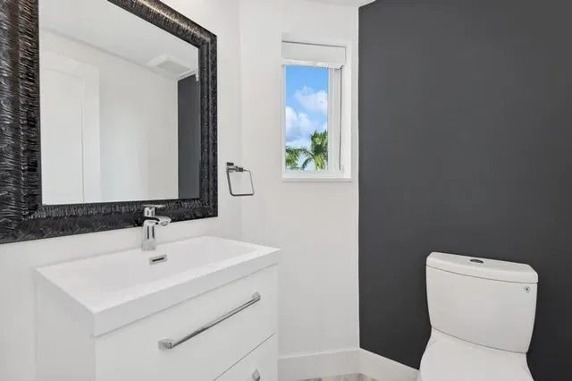 300 SE Fifth Boca Unit 5180 photo 30