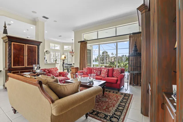 Monarch Country Club Residence photo 4