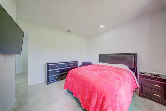 Residence photo 49