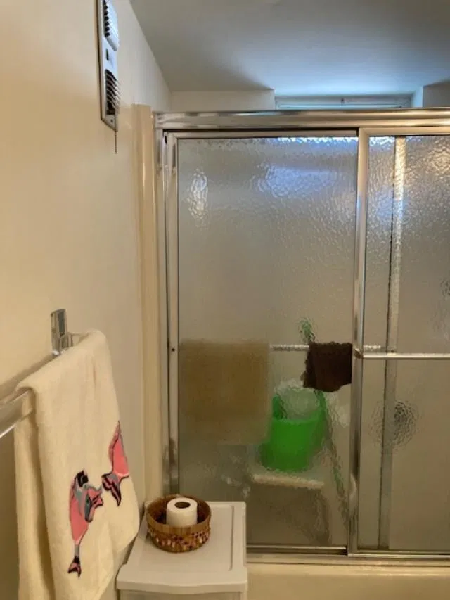 Unit 2140 photo 6