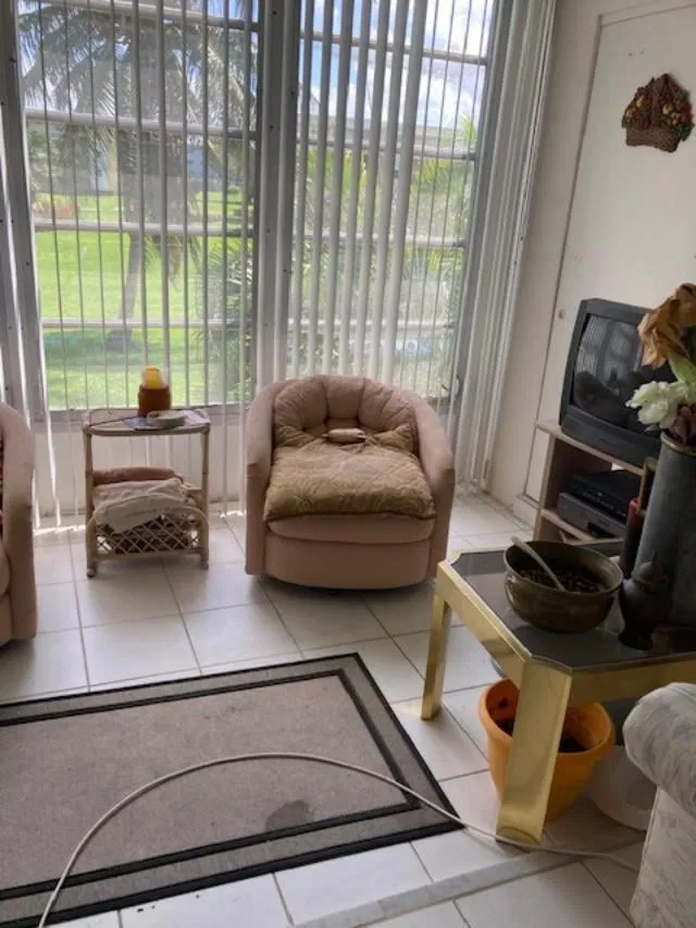 Unit 2140 photo 7