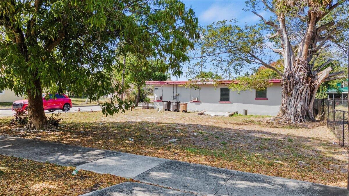 Residence photo 6