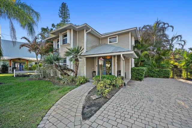  Residence photo 9