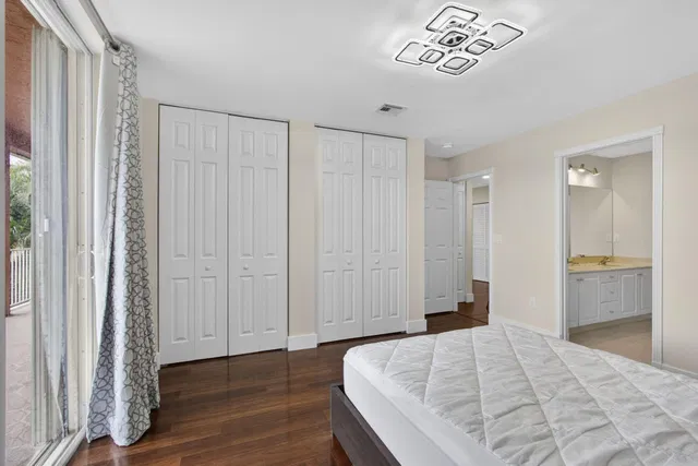 Residence photo 56
