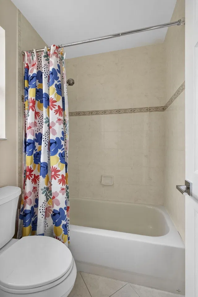 Residence photo 66