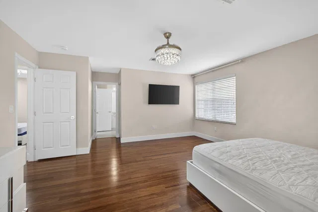 Residence photo 69