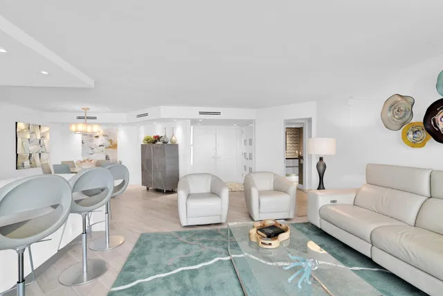 550 S Ocean Boca Unit 1004 photo 6