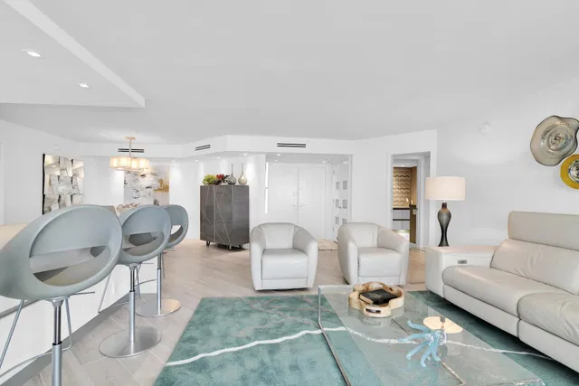 550 S Ocean Boca Unit 1004 photo 9