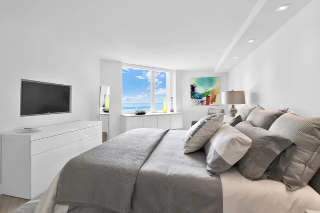 550 S Ocean Boca Unit 1004 photo 17