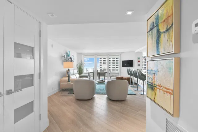 550 S Ocean Boca Unit 1004 photo 31